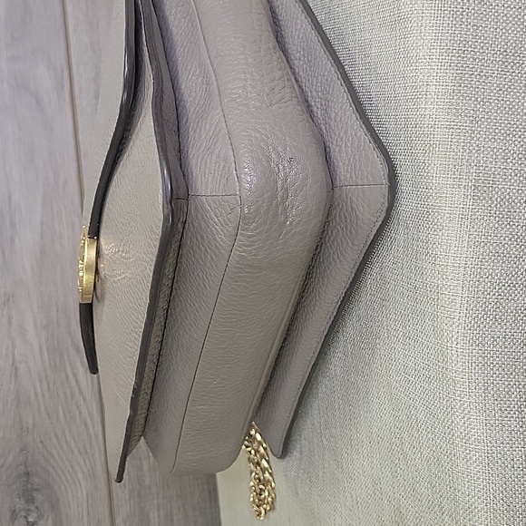 Tory Burch Gray Pebble Leather Flap Front Chain Shoulder Bag - Picture 9 of 16